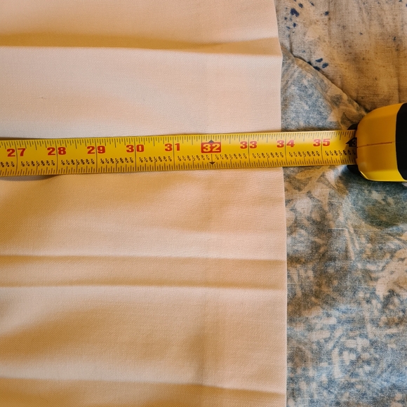 Cream Color Hawksley & Wight Woolmark Pleated Classic Skirt. Size 10-12 - Picture 10 of 11